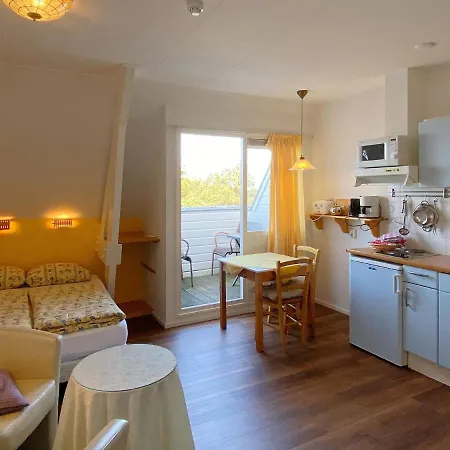 Unique Studio On Large Estate With Sea View Appartement Bergen aan Zee