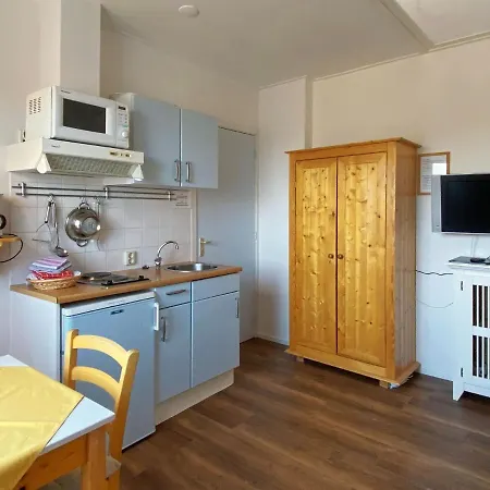 Apartment Unique Studio On Large Estate With Sea View *
